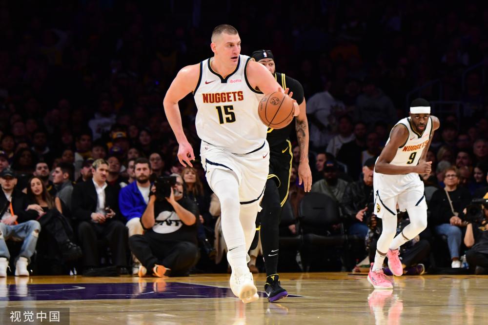 他以其精准 他以其精准