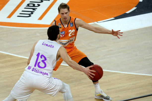 进攻端展现 进攻端展现